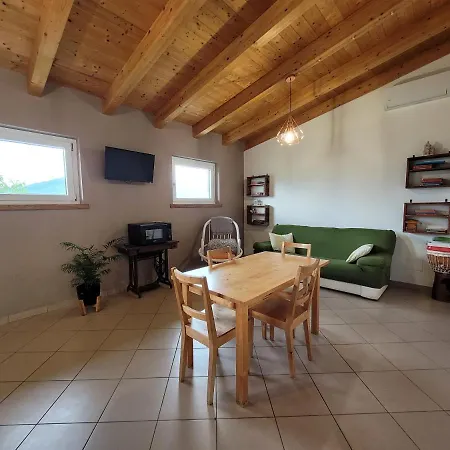 Chalet Fior Di Ciliegio Mountain Iseo Hospitality * Sovere