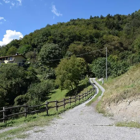 Hétvégi ház Chalet Fior Di Ciliegio Mountain Iseo Hospitality Sovere